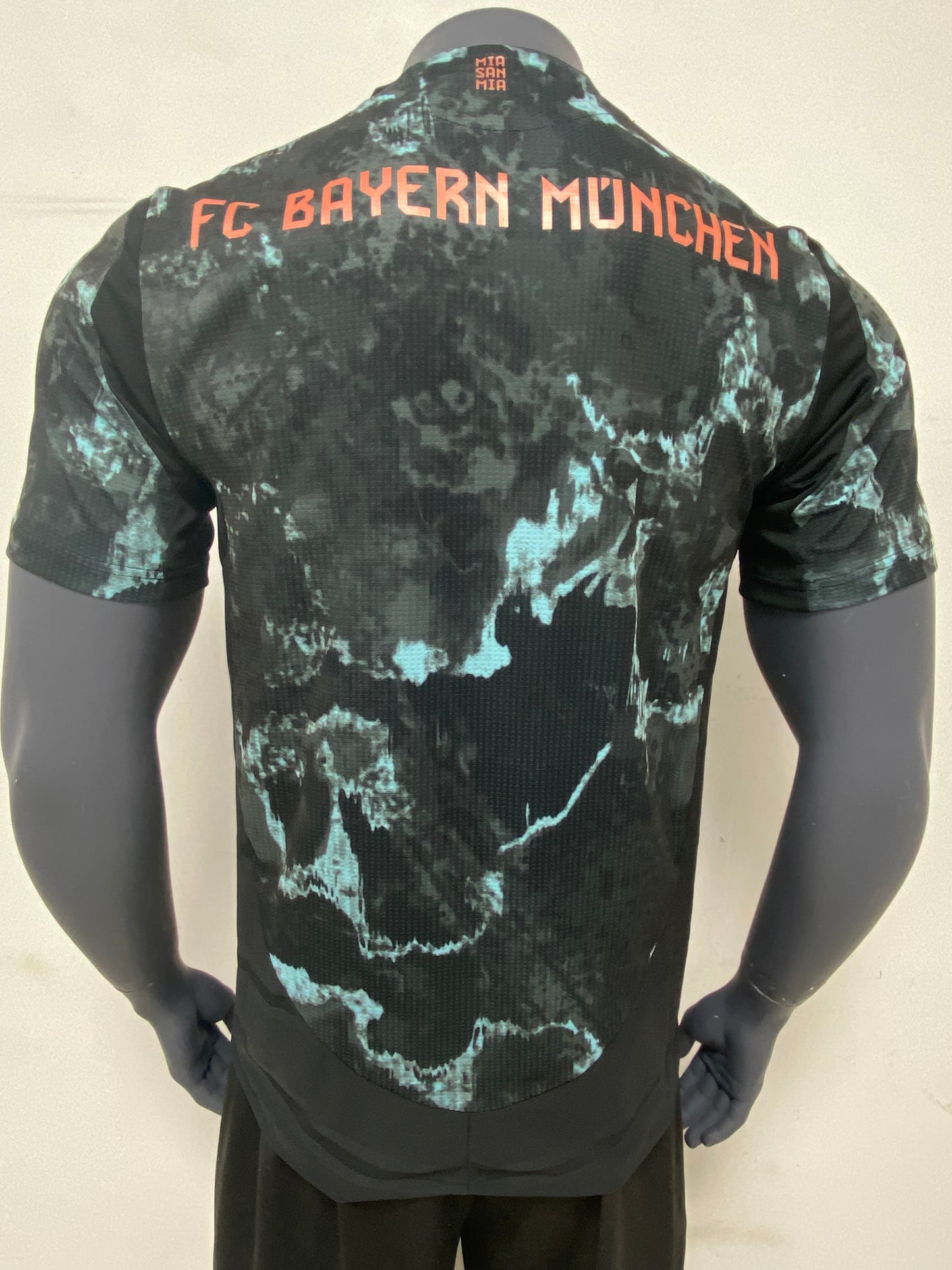 FC Bayern München Home/Away Jersey 24/25
